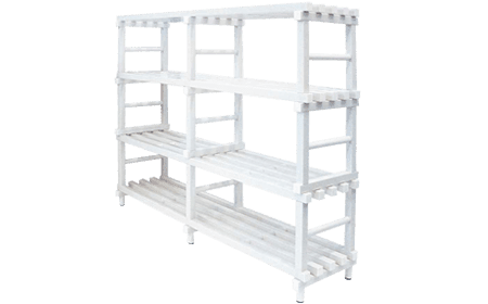 scaffalatura in plastica